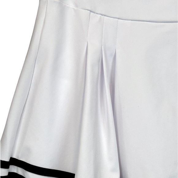 We 1 Fit Women's Golf/Tennis Skort Pleated Blk/Wht Shorts Size-M NWT - Picture 5 of 10